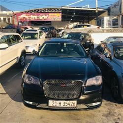 کرایسلەر 300